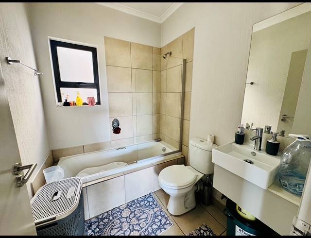 2 BEDROOM FLAT FOR SALE IN BROADACRES